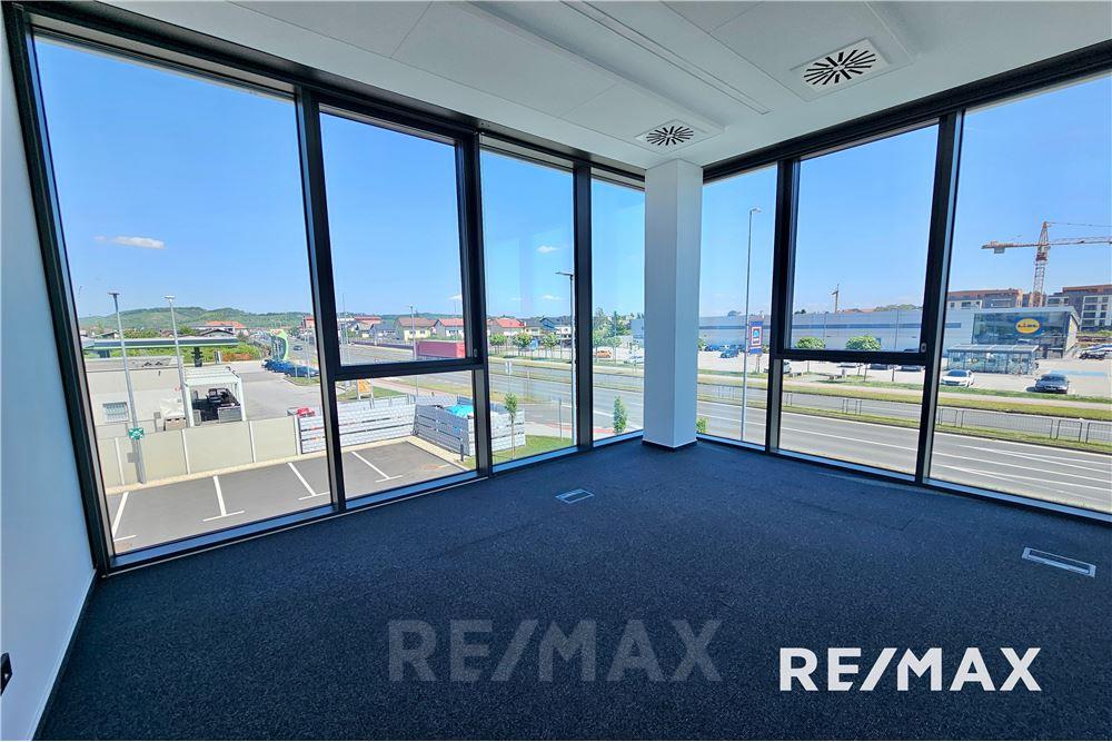 Commercieel - Büro - Maribor, Podravje - SI - 1 - 490321044-408