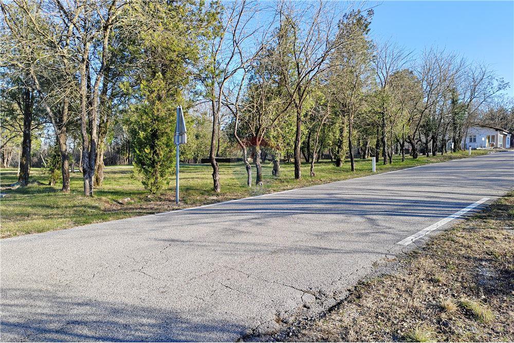 Commercial - Land - Komen, South Primorska region - SI - 9 - 490371006-122