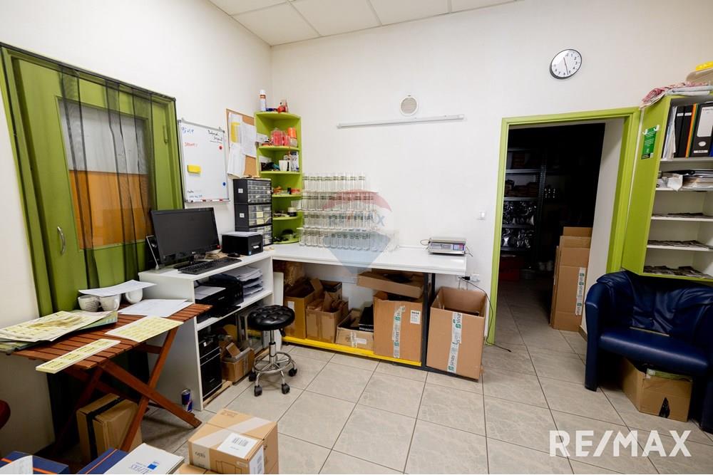 商业 - 带公寓/办公室的商店 - Slovenska Bistrica, Podravje - SI - REMAX Slovenska Bistrica-45.jpg - 490321073-35