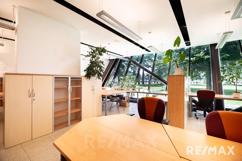 Commercieel - Büro - Maribor, Podravje - SI - REMAX Zagrebška cesta 102-17.jpg - 490321069-163
