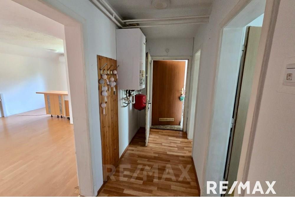 Wohnung - Wohnung - Novo mesto, Dolenjska - SI - PHOTO-2025-05-16-11-49-28.jpg - 490321062-248