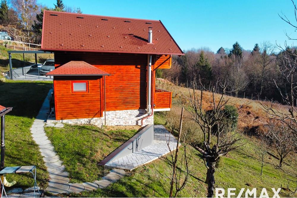 Wohnung - Landhaus - Poljčane, Podravje - SI - dji_fly_20251212_100436_559_1765548061224_photo_optimized.jpg - 490321067-44