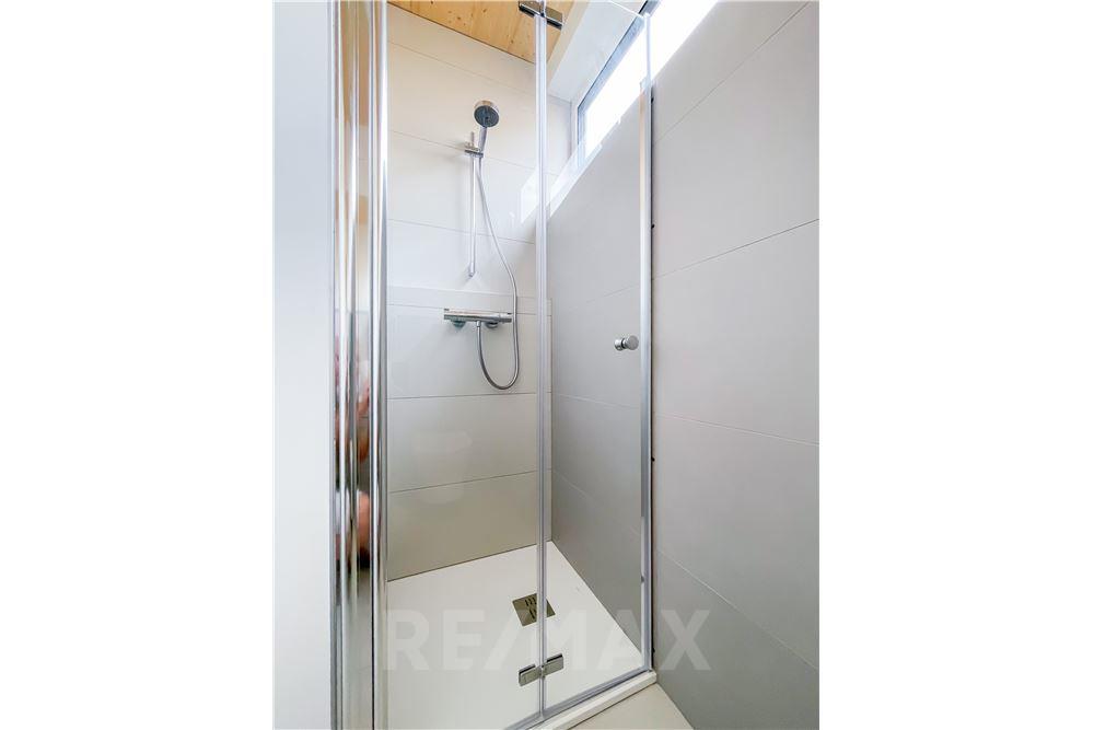 Residencial - Cabaña - Nova Gorica, Primorska Severna - SI - 10 - 490371004-124