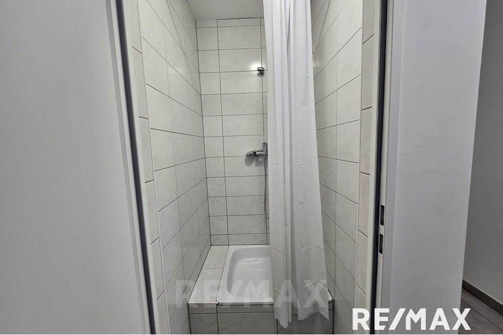 Commercieel - Sonstiges - Maribor, Podravje - SI - PHOTO-2025-12-09-11-52-26.jpg - 490321062-278