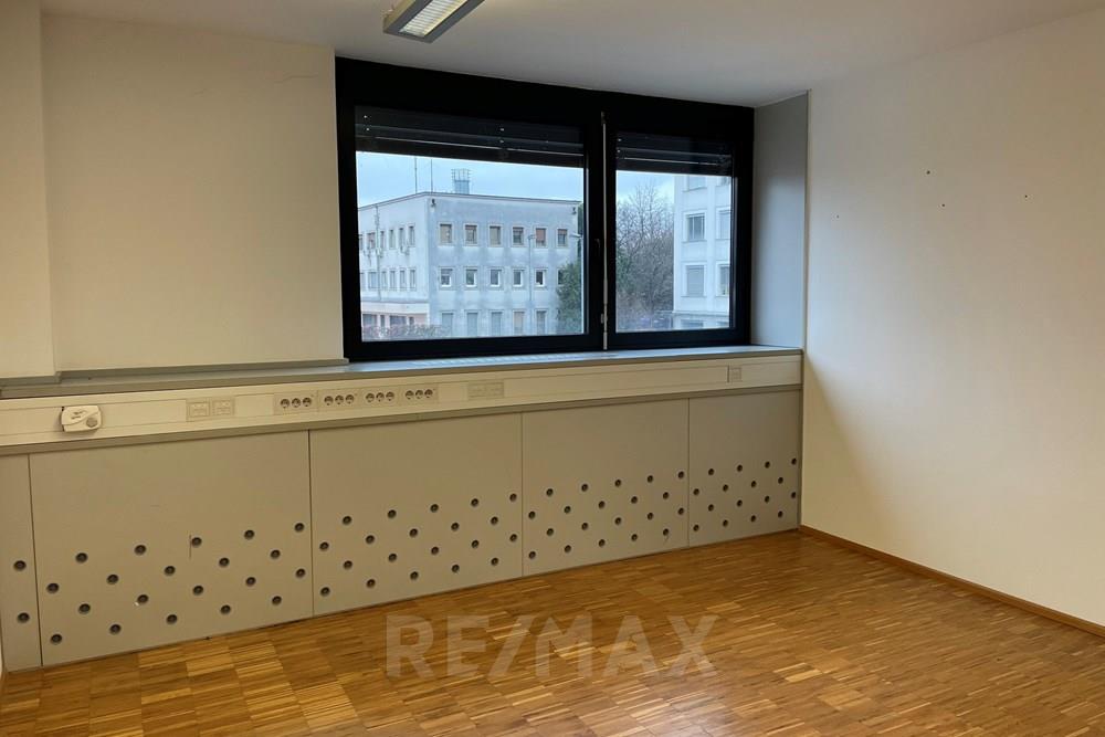 Commercial - Office - Nova Gorica, North Primorska region - SI - IMG_1323.JPG - 490371004-129