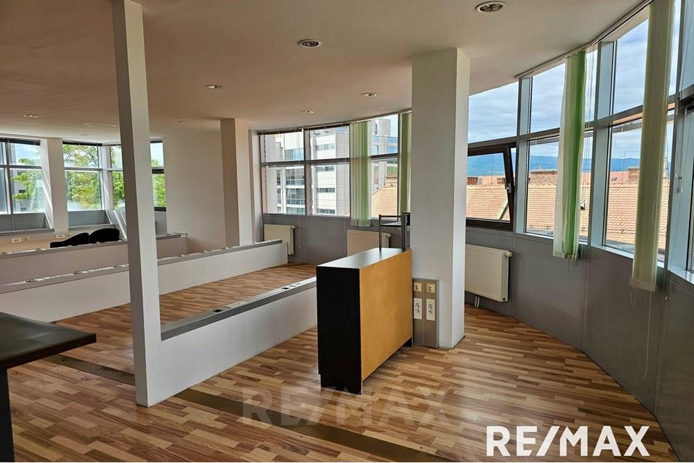 Commercieel - Büro - Maribor, Podravje - SI - 20250526_112252.jpg - 490321044-409