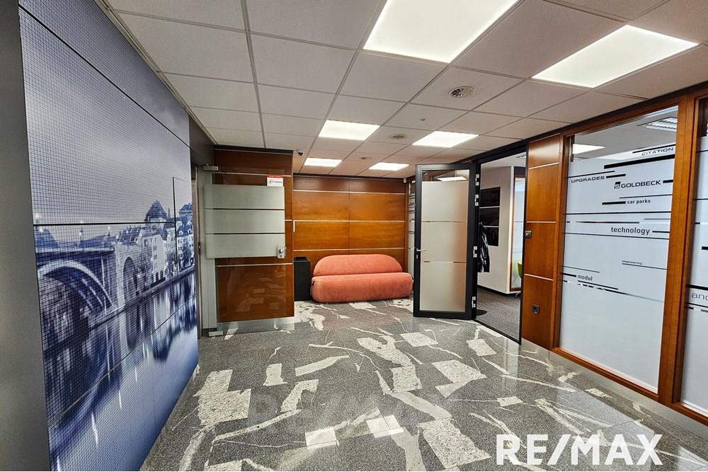 Commercieel - Büro - Maribor, Podravje - SI - 20250416_115823.jpg - 490321044-411