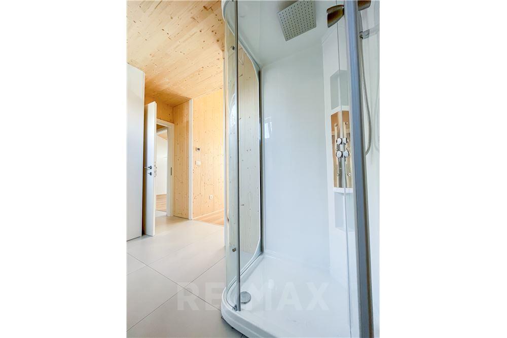 Residencial - Cabaña - Nova Gorica, Primorska Severna - SI - 11 - 490371004-124