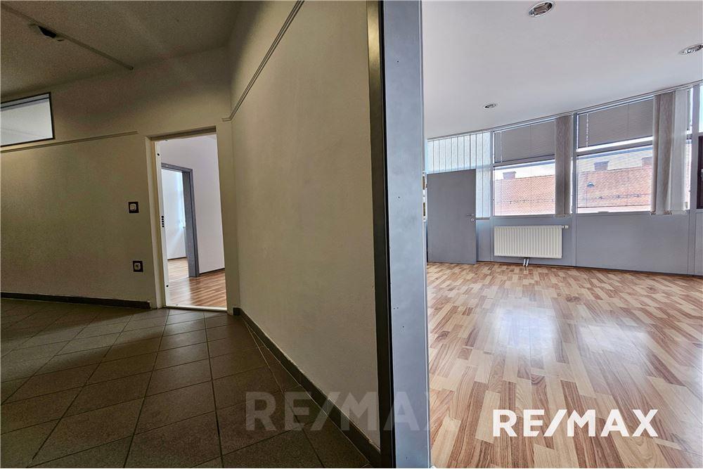 Commercieel - Büro - Maribor, Podravje - SI - 11 - 490321044-409