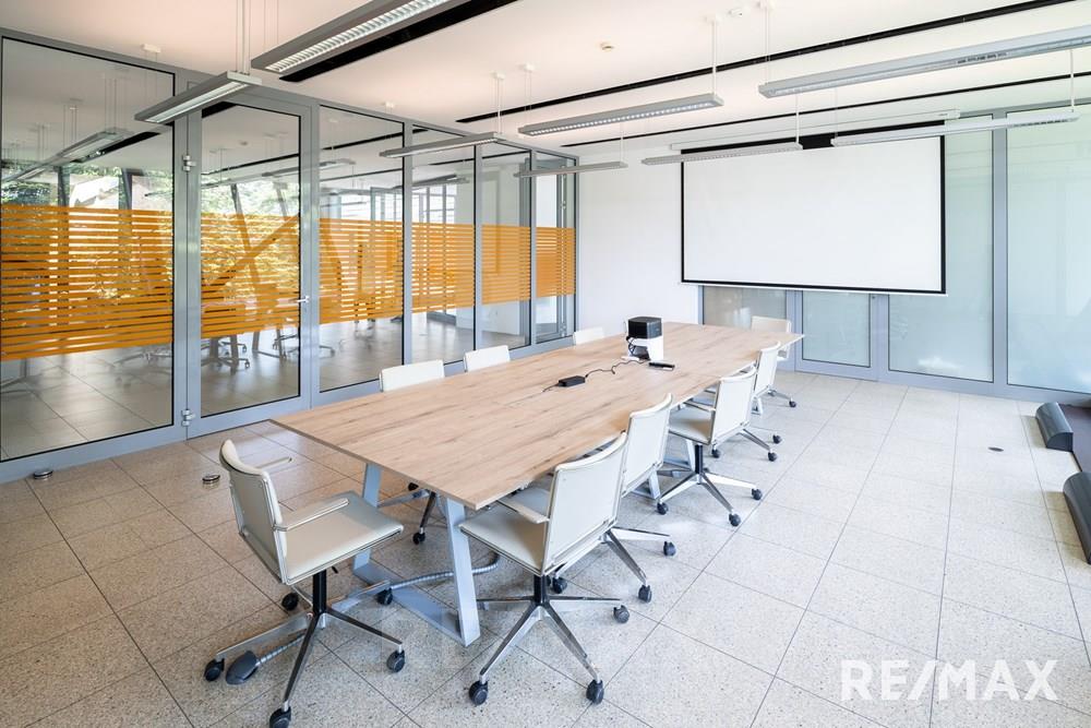 Commercieel - Büro - Maribor, Podravje - SI - REMAX Zagrebška cesta 102-33.jpg - 490321069-163
