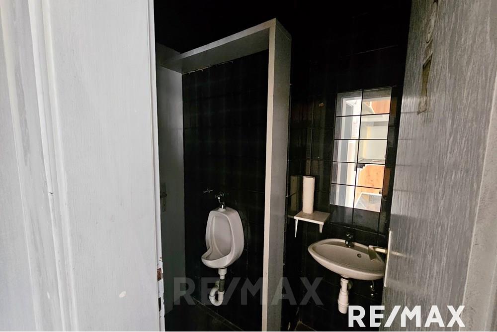 Commercieel - Pub - Maribor, Podravje - SI - 20251126_112412.jpg - 490321044-433