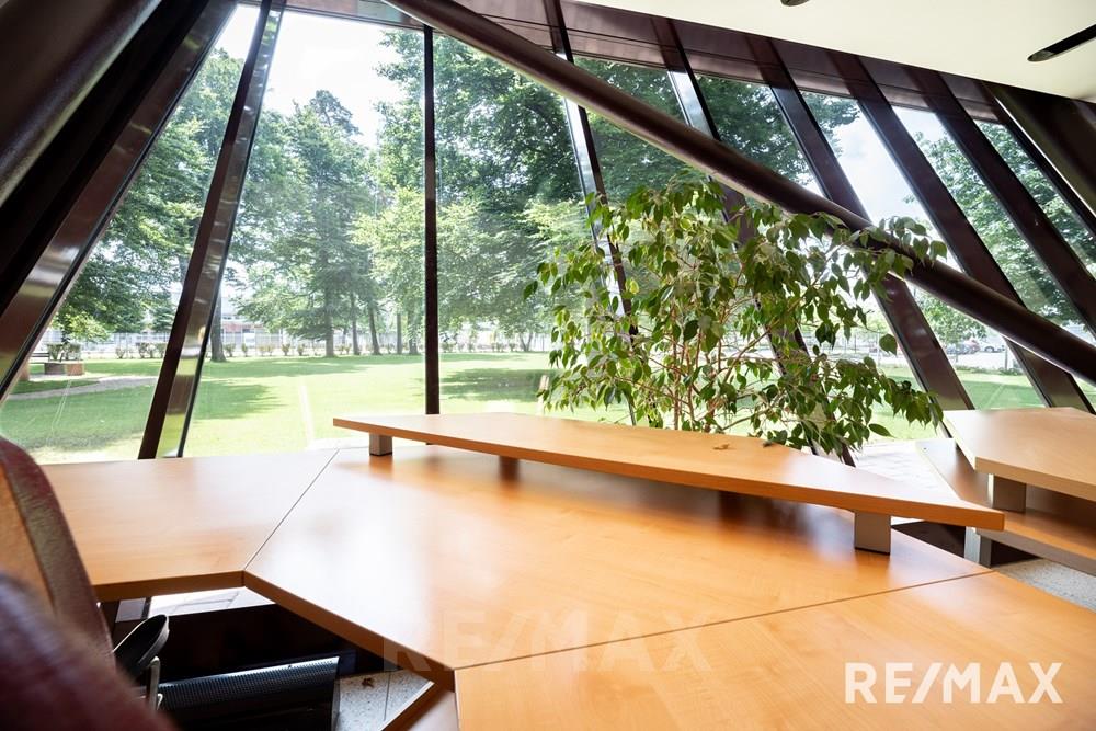 Commercieel - Büro - Maribor, Podravje - SI - REMAX Zagrebška cesta 102-19.jpg - 490321069-163