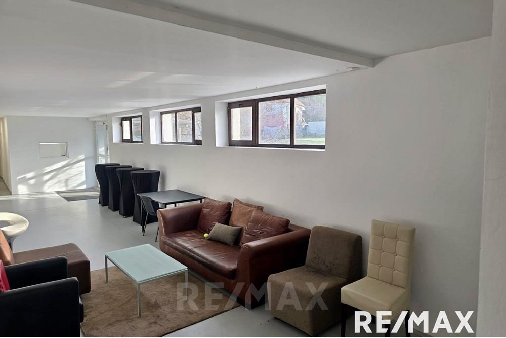 Commercieel - Sonstiges - Maribor, Podravje - SI - PHOTO-2025-12-09-11-52-30 2.jpg - 490321062-278