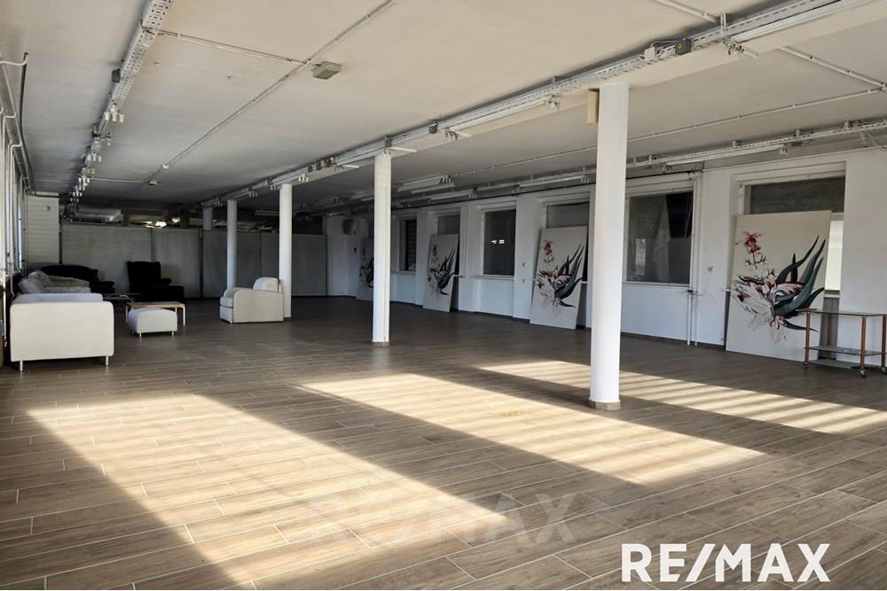 Commercieel - Sonstiges - Maribor, Podravje - SI - PHOTO-2025-12-09-11-52-33.jpg - 490321062-277