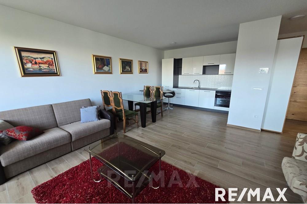 住宅 - 公寓/单元房 - Maribor, Podravje - SI - 20240618_171807.jpg - 490321062-289