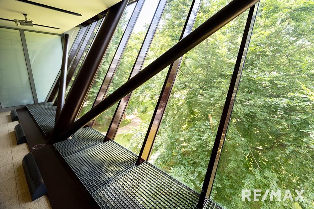 Commercieel - Büro - Maribor, Podravje - SI - REMAX Zagrebška cesta 102-34.jpg - 490321069-163