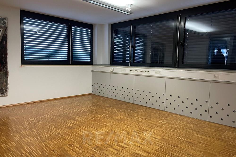 Commercial - Office - Nova Gorica, North Primorska region - SI - IMG_1315.JPG - 490371004-129