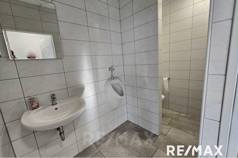 Commercieel - Sonstiges - Maribor, Podravje - SI - PHOTO-2025-12-09-11-52-27.jpg - 490321062-278