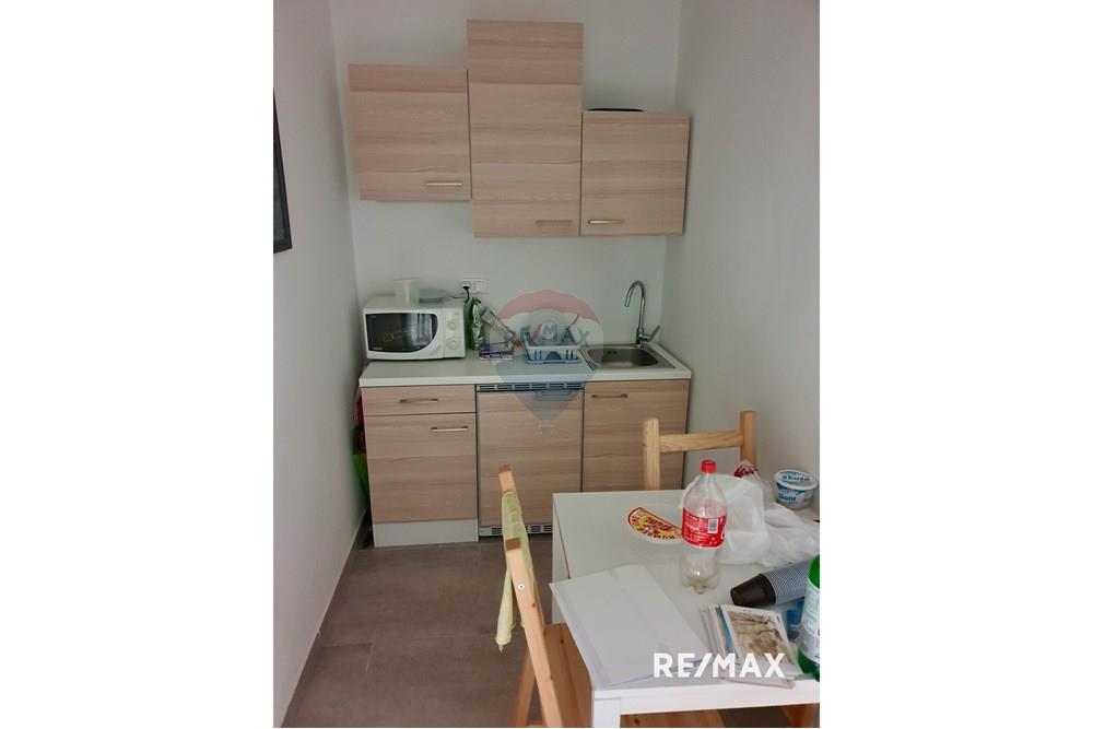 Commercial - Commercial/Retail - Maribor, Podravje region - SI - Mini-Küche - kuhinja - Mai 2019.jpg - 490321062-222