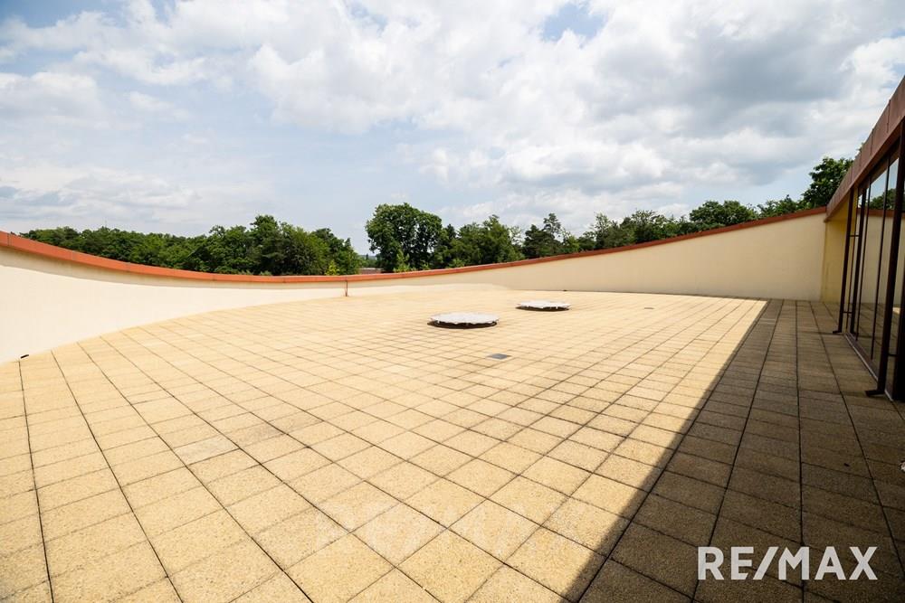 Commercieel - Büro - Maribor, Podravje - SI - REMAX Zagrebška cesta 102-37.jpg - 490321069-163