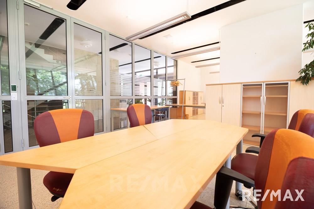 Commercieel - Büro - Maribor, Podravje - SI - REMAX Zagrebška cesta 102-23.jpg - 490321069-163