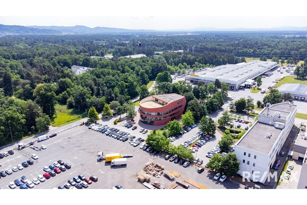 Commercieel - Büro - Maribor, Podravje - SI - REMAX Zagrebška cesta 102-1.jpg - 490321069-163
