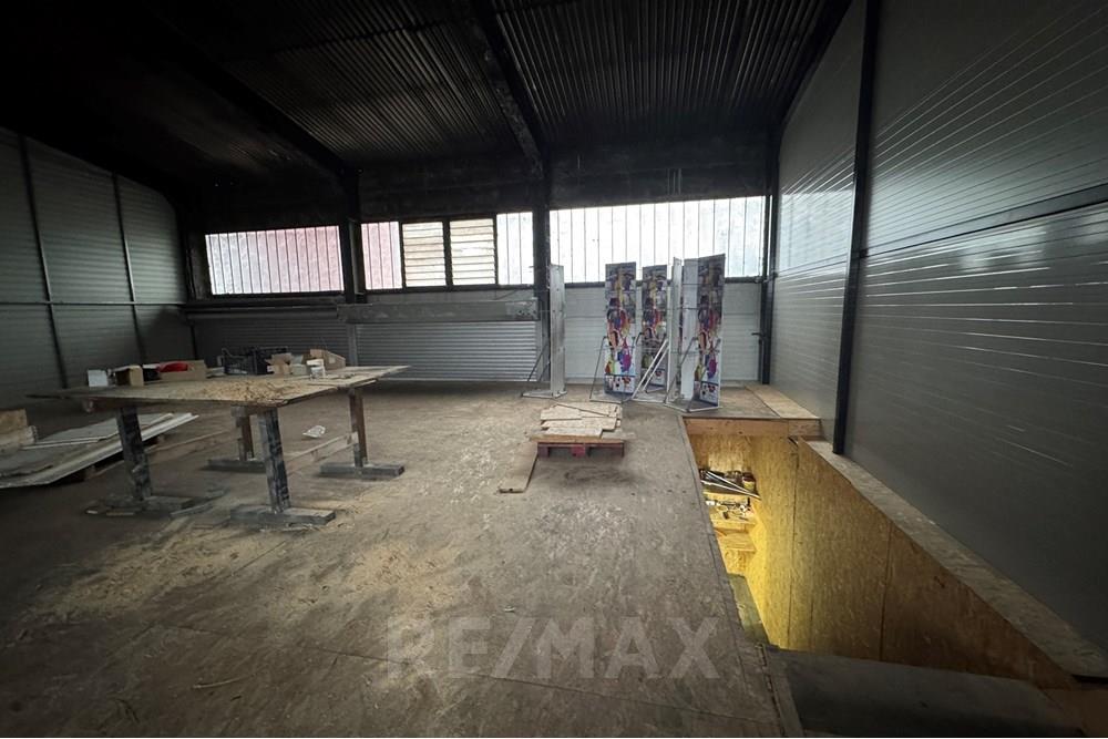 Commercieel - Laden/Einzelhandel - Maribor, Podravje - SI - IMG_7324.JPG - 490321069-159