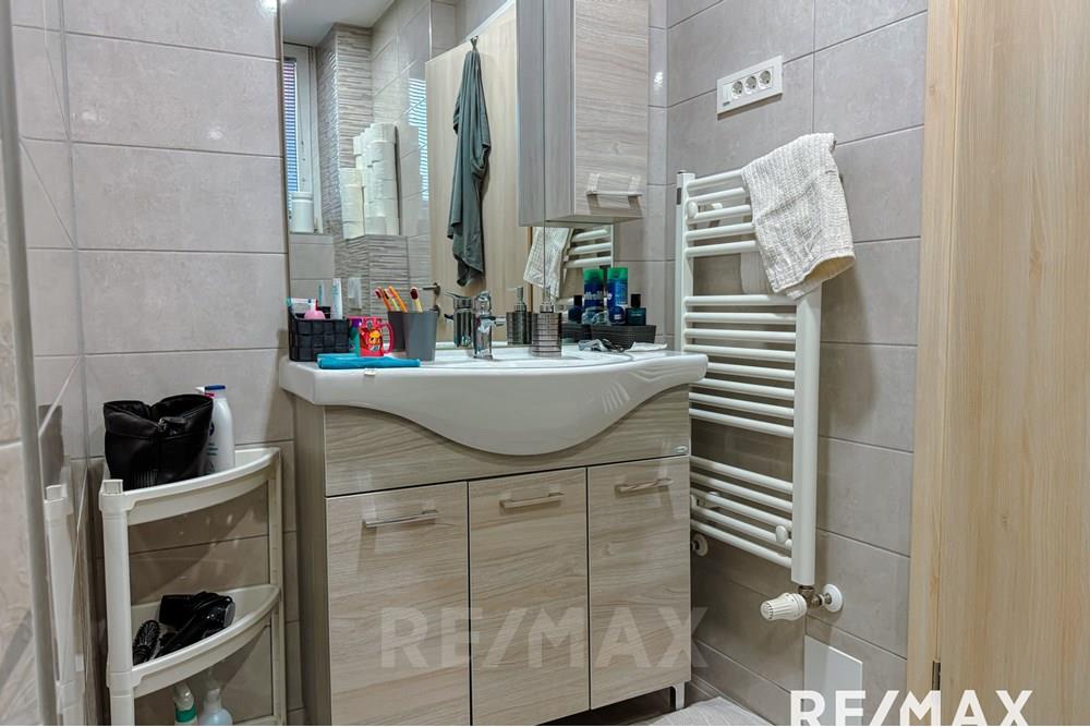 Résidentiel - Appartement - Maribor, Podravje - SI - IMG_7030.jpg - 490321078-3