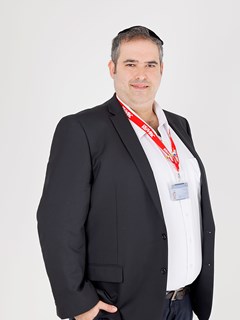 Netanel Fischer נתנאל פישר - RE/MAX SOLD - רי/מקס SOLD