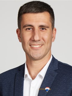 ארתור נייאזוב Artur Niyazov