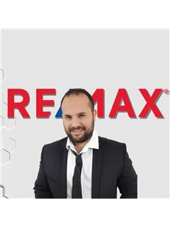 אריק חדאד Arik Hdad - רי/מקס שלי  RE/MAX MY 