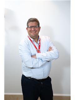 שמוליק זילברצויג Shmulik Zilberzweig - RE/MAX Success 1 - רי/מקס Success 1