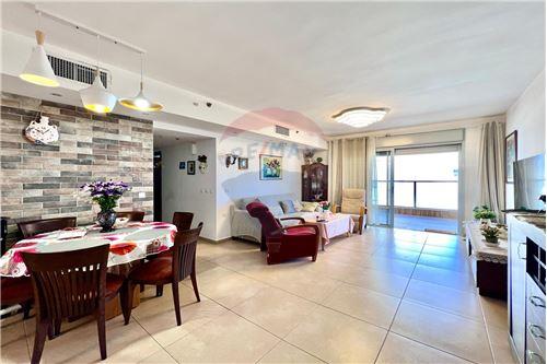 מכירה-דירה-קרית השרון  -  נתניה, ישראל-830181166-200