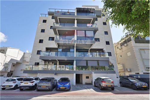 מכירה-דירה-4 בנימין  -  קרית ביאליק, ישראל-51041075-100