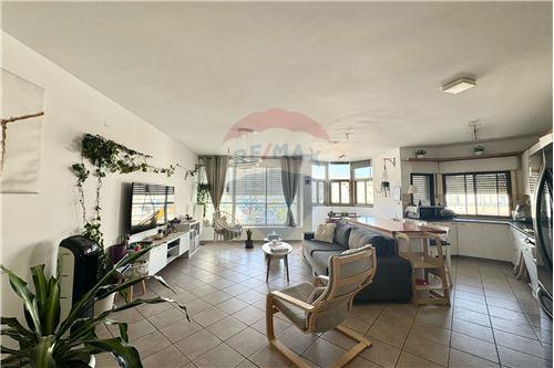 For Sale-Condo/Apartment-6 אילון הזבולוני  -  Kiryat Motzkin, Israel-51041032-329