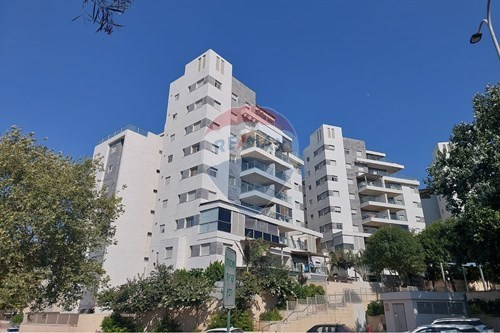מכירה-דירה-מגדל העמק, ישראל-51831001-1