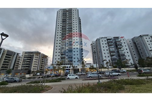 מכירה-בניין משותף-10 הנרייטה סאלד  -  קרית גת, ישראל-50251027-1101
