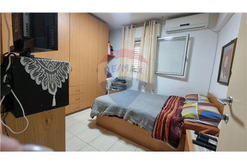 מכירה-דירה-צפת, ישראל-50601009-238