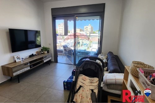 מכירה-דירה-35 צבי ש״ץ  -  חולון, ישראל-51431022-2404