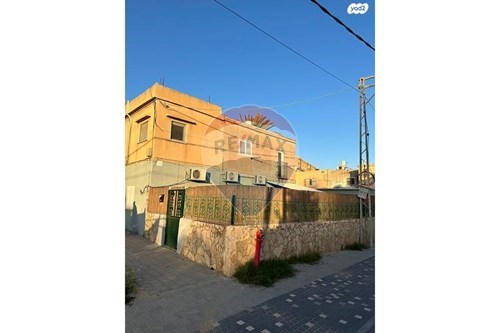 מכירה-דירת גן-24 כצנלסון  - שכונה א'  -  באר שבע, ישראל-831491280-1040