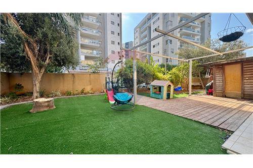 מכירה-דירת גן-רובע יזרעאל  -  עפולה, ישראל-830541027-1246