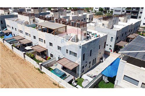 מכירה-קוטג'-190074  -  אור עקיבא, ישראל-51181017-95