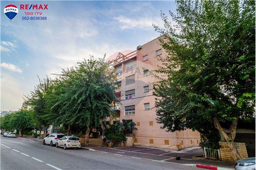 For Sale-Penthouse-6 ויצמן  -  Nehariya, Israel-830851305-2