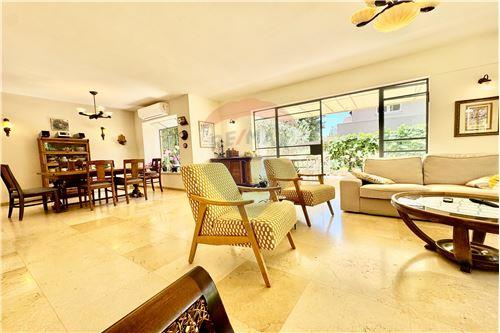 מכירה-קוטג'-רעננה, ישראל-830061166-53
