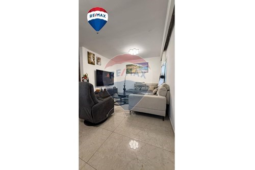 מכירה-דופלקס-עמידר  -  לוד, ישראל-51101093-7