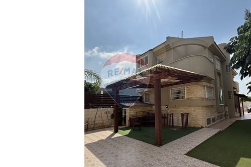 מכירה-טאונהאוס-כפר סבא, ישראל-830071263-1