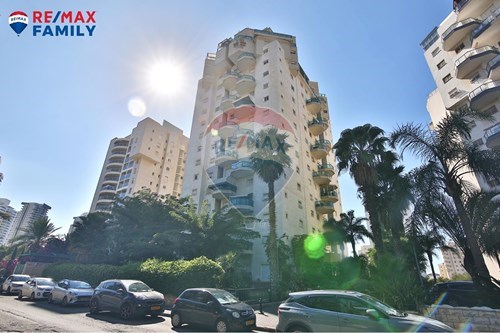 מכירה-דירה-12 יצחק בן צבי  - נווה גנים  -  קרית מוצקין, ישראל-50821135-49
