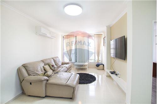 For Sale-Condo/Apartment-33 שבטי ישראל  - קרית ביאליק  - סביניה  -  Kiryat Bialik, Israel-50821049-204
