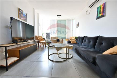 מכירה-דירה-דרום מערב  -  בת ים, ישראל-50981097-58