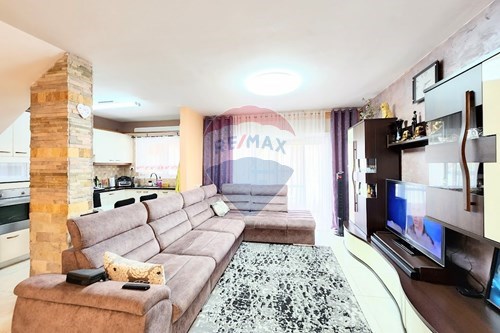 For Sale-Townhouse-Ma'a lot, Israel-50871021-631